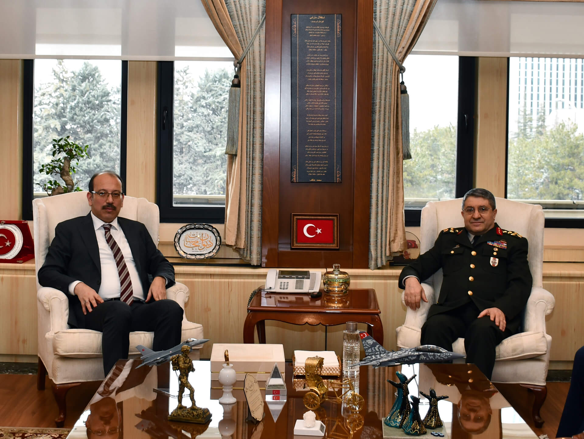 Sayıştay Başkanı Metin YENER’i, Genelkurmay II. Başkanı Orgeneral Selçuk BAYRAKTAROĞLU Ziyaret Etti