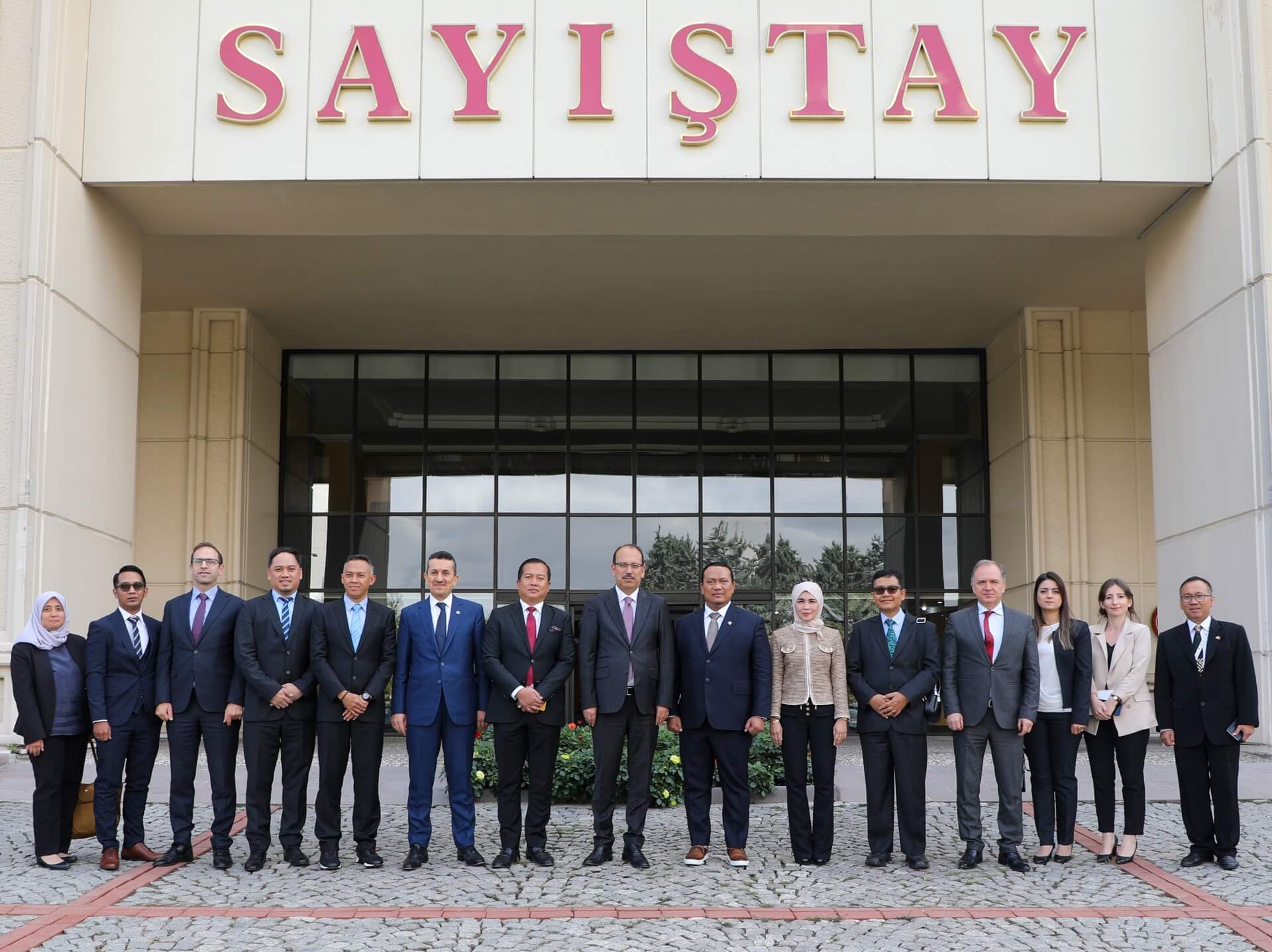 Endonezya Sayıştayı ve Endonezya Ankara Büyükelçiliği Temsilcilerinden Oluşan Heyet Kurumumuzu Ziyaret Etti