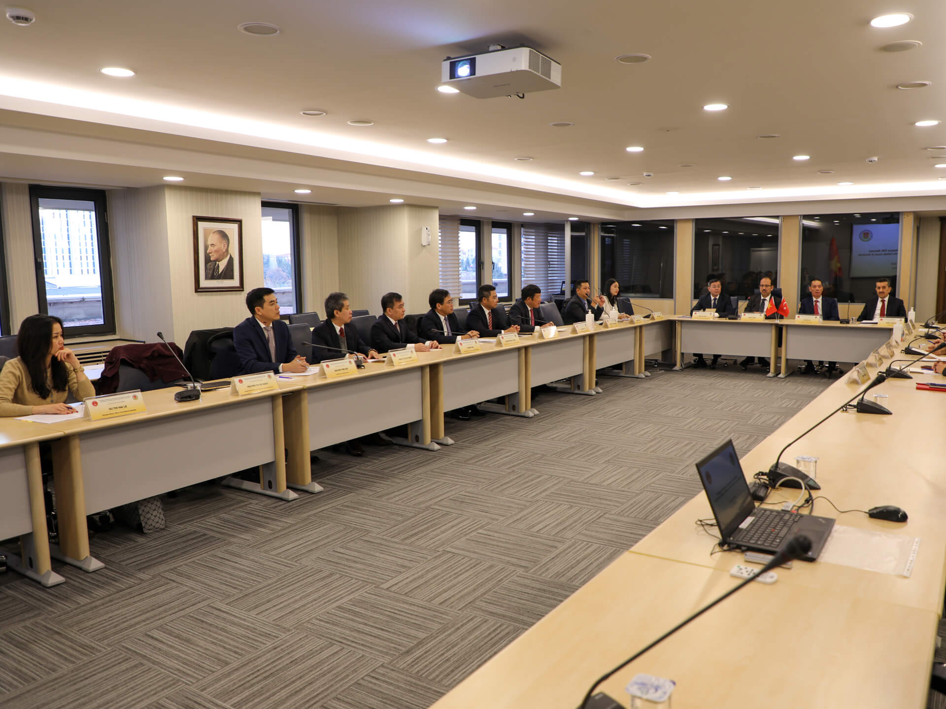 Vietnam Sayıştay Başkanı Ngo Van Tuan Başkanlığındaki Heyet Kurumumuzu Ziyaret Etti